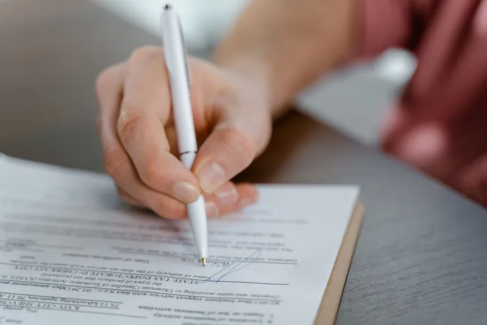 Signing a property contract in Spain